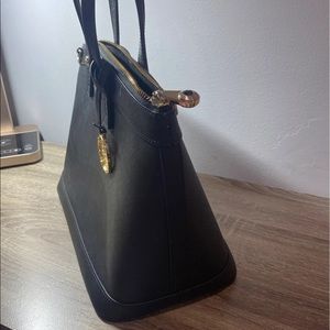 Henri Bendel Handbag